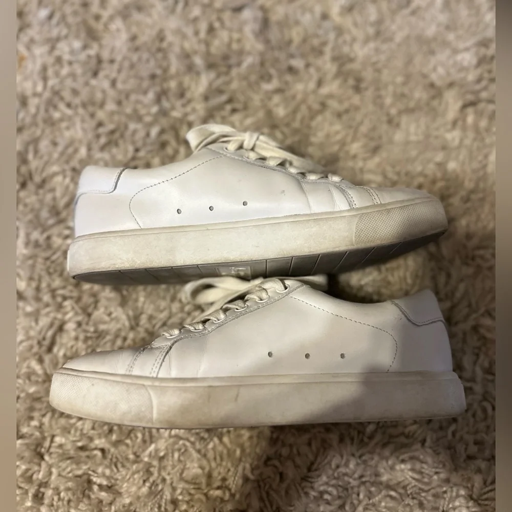 Sam Edelman Size 6 white sneakers